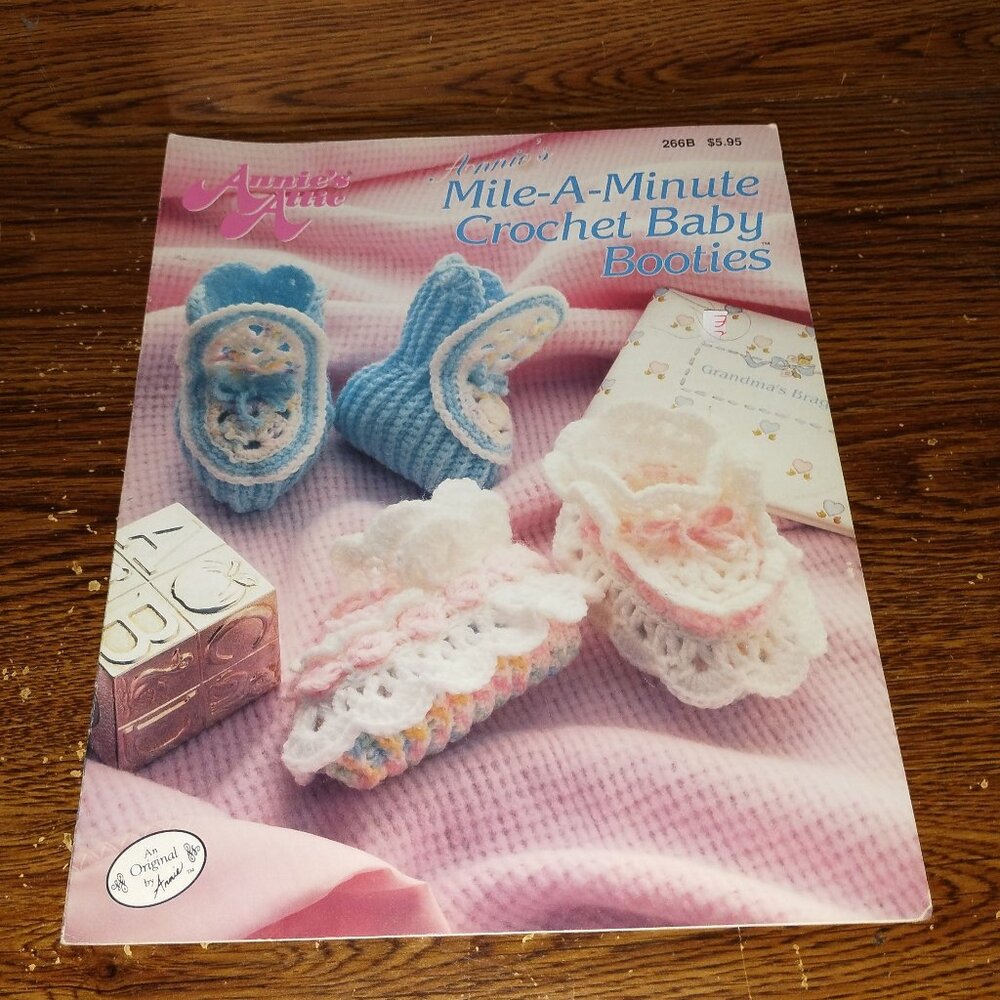 Annie's Attic Mile-A-Minute Crochet Baby Booties Patterns Leaflet #266B